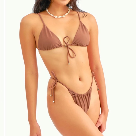 New Blackbough Bikini Set - Picture 1 of 8